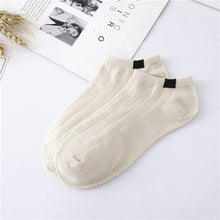 Load image into Gallery viewer, womens ankle socks
